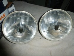 headlight1.jpg