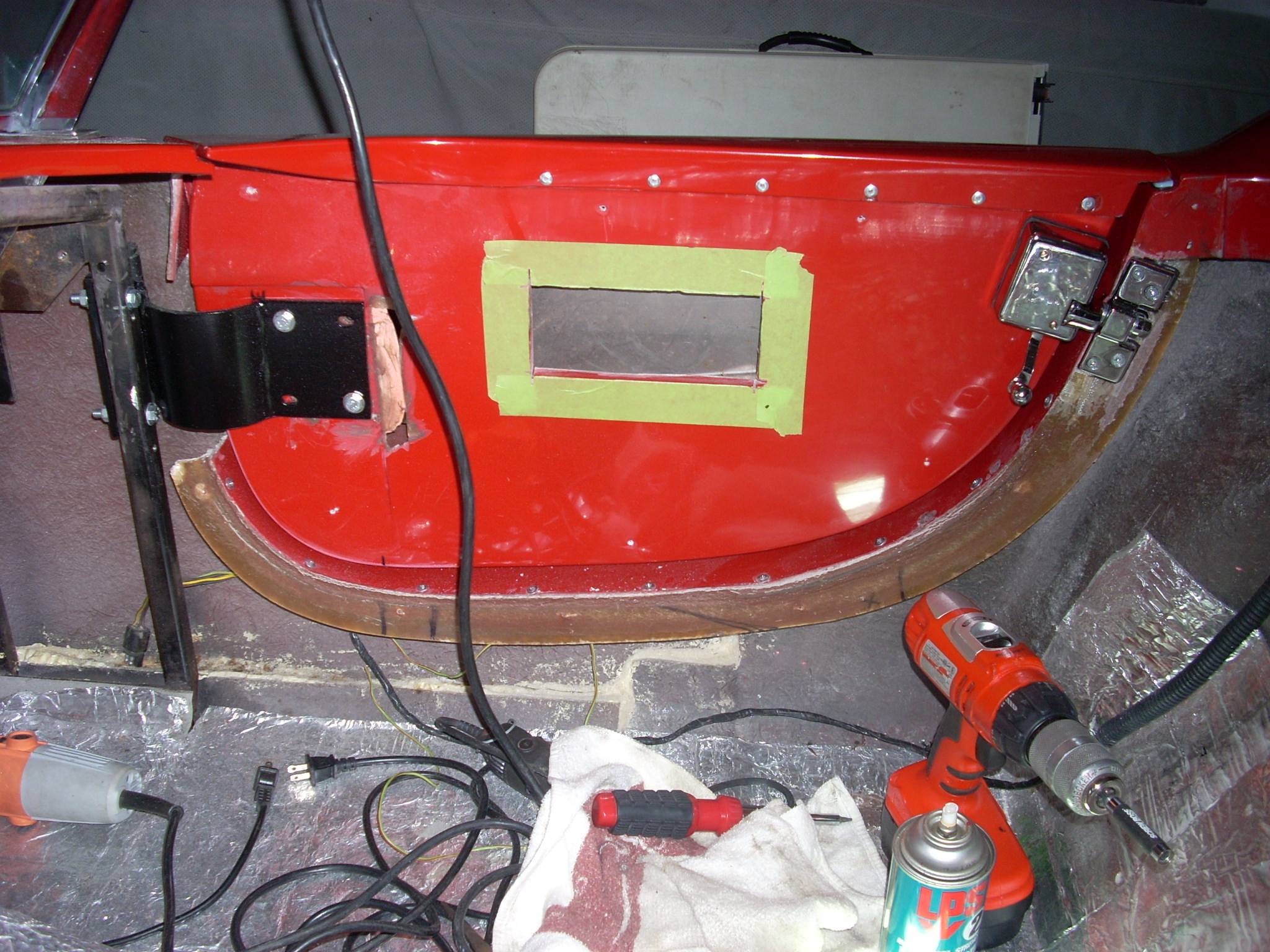 Passenger_Door_Hinge_Installed