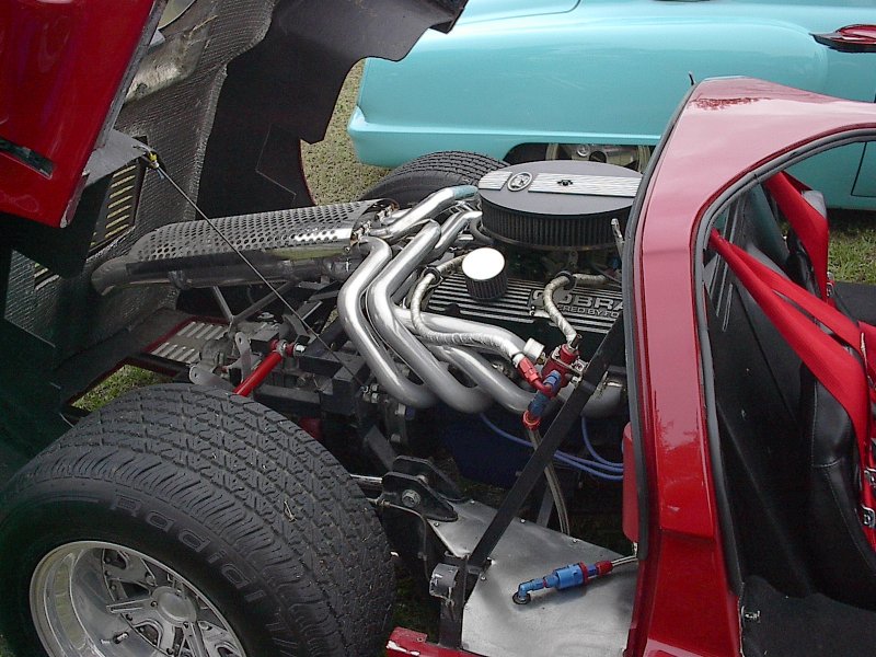 11446GT40_engine