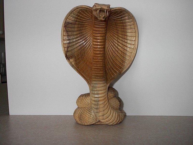 11446carved_wood_cobra