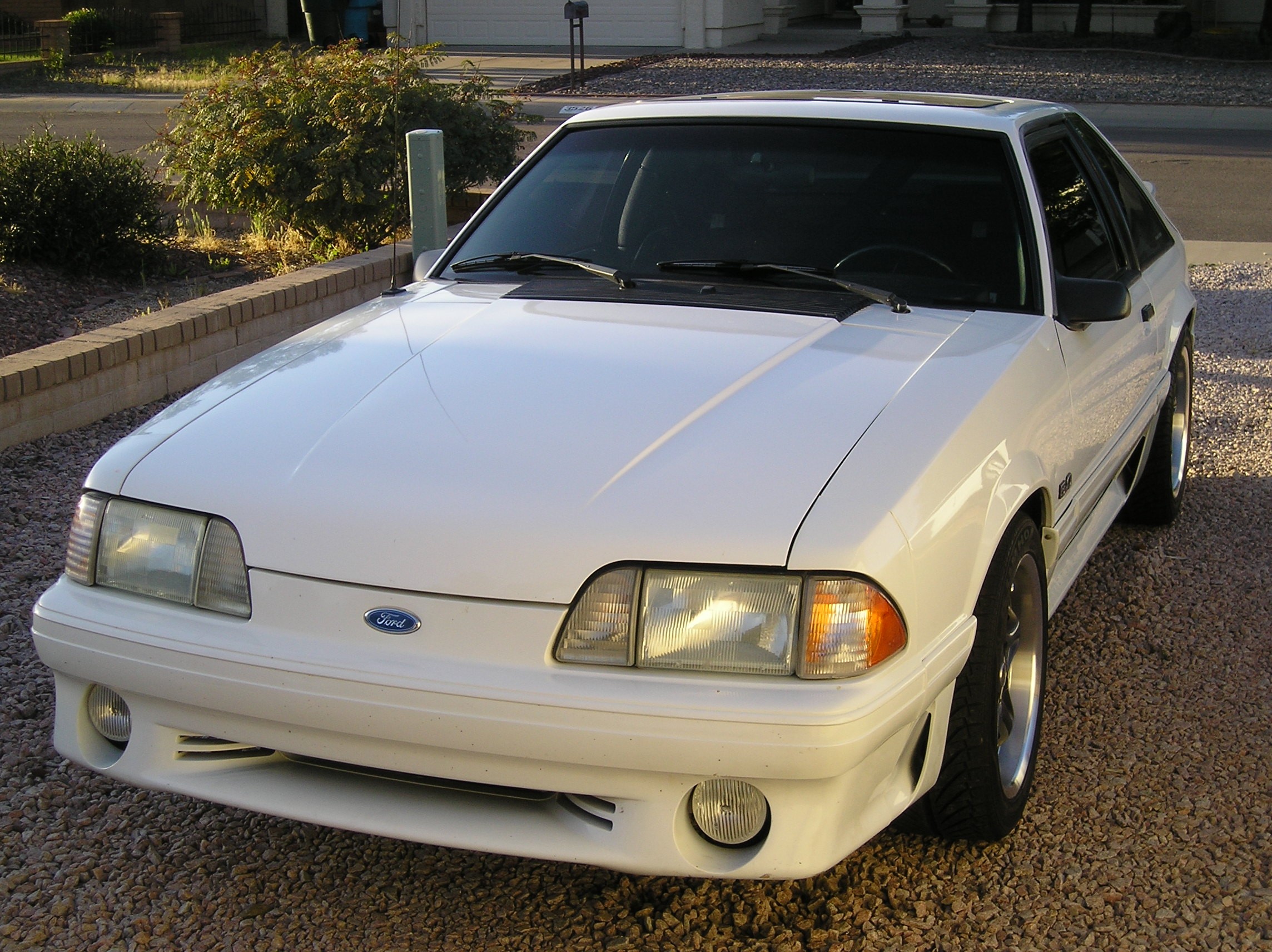 1183990_GT_front_view