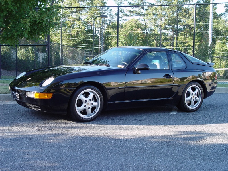 Porsche_968_whole_side