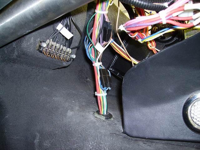 wiring_through_trans_cover_to_dash_Small_
